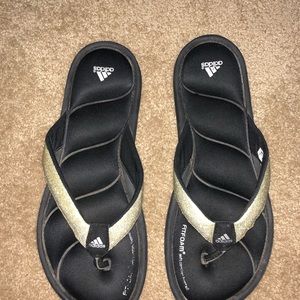 Adidas memory foam flip flops